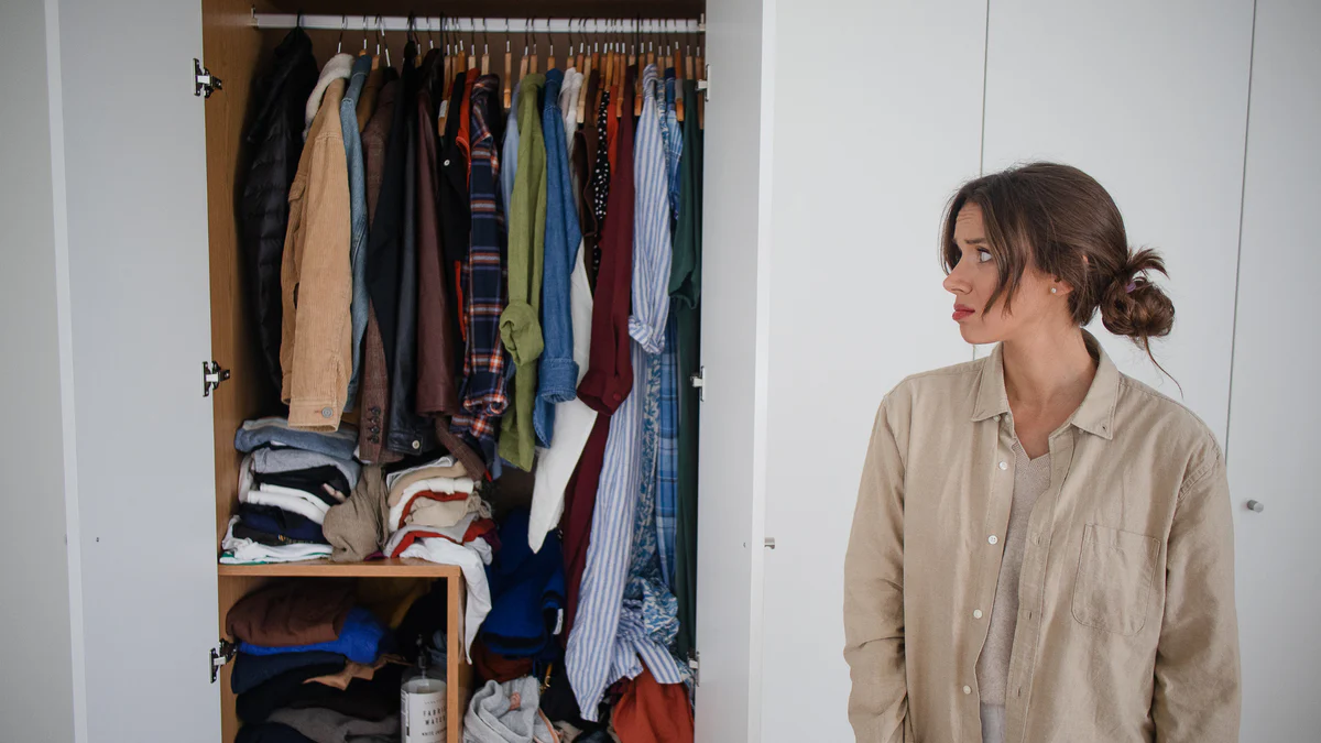 7 Pro Tips for Decluttering and Organising Your Closet